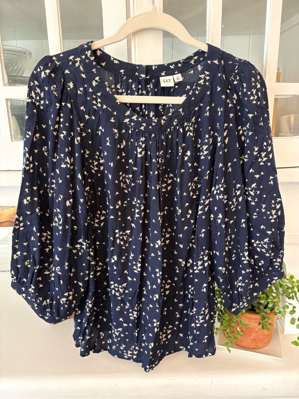 GAP Navy Blue Floral Print Peasant Blouse